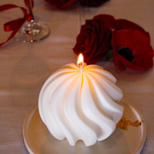 Bougie décorative parfum de lumière Ambiance de saint Valentin