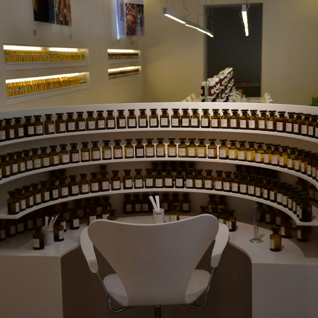 orgue a parfum nathalie feisthauer pour parfum de lumière